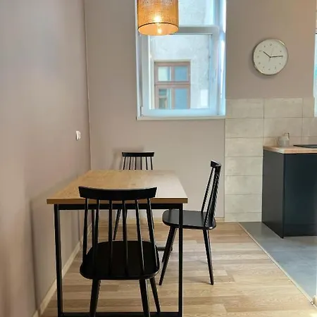 Rynek 7 Nr5 Pietro 3 チェシン